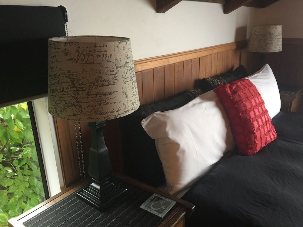 Grafton Cottage & Chalets Chalet (Manuka) 3