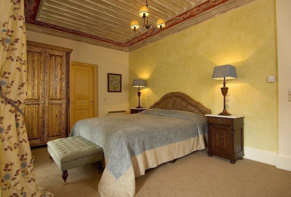 Emotions Country Resort Triple Room 2