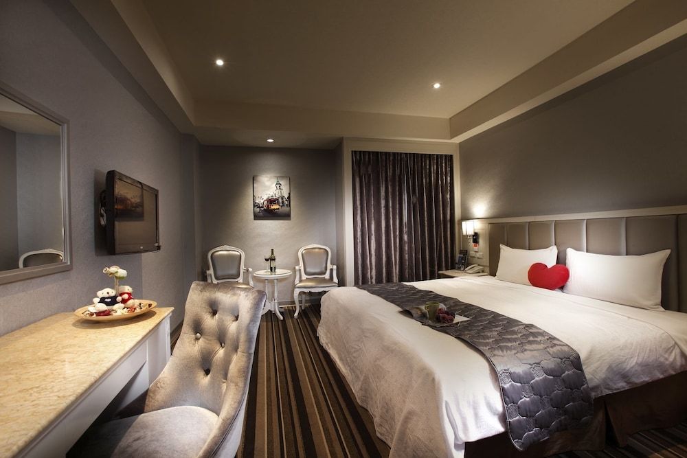 Grace Hotel Banchiao Deluxe Double Room 5