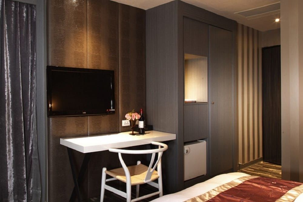 Grace Hotel Banchiao Deluxe Double Room 6