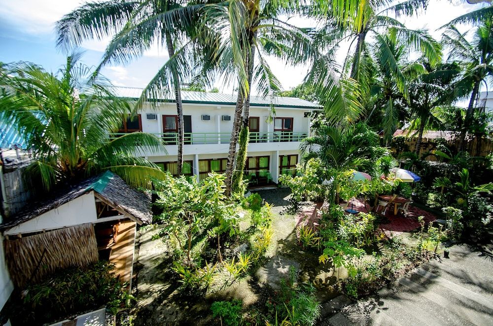 undefined Secret Garden Resort 8