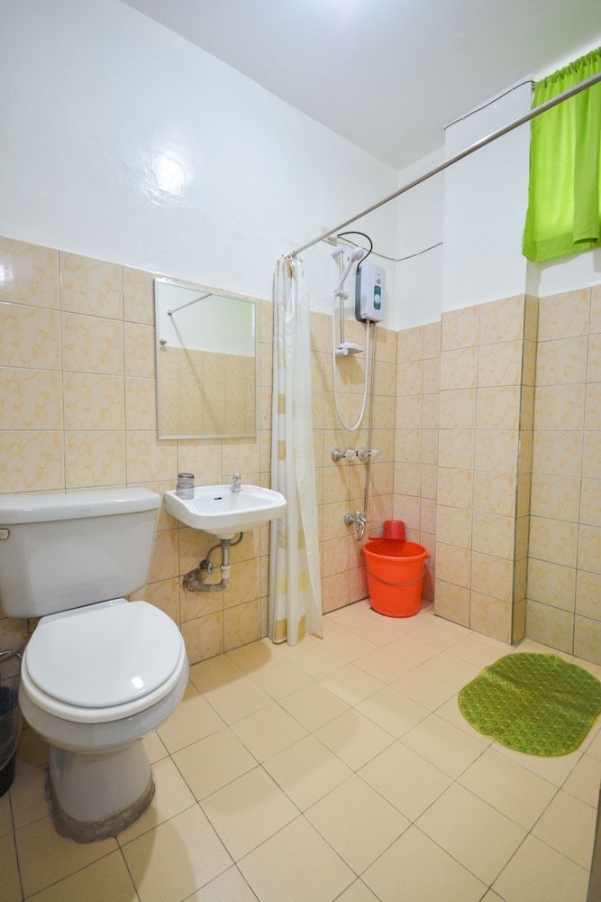 Secret Garden Resort Family Room 14