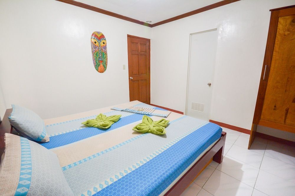 Secret Garden Resort Family Room 7