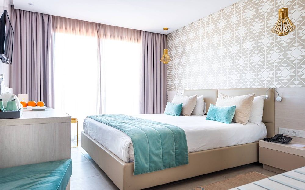 TUI BLUE Medina Gardens – Adults Only – All Inclusive Double Room with No Balcony 7