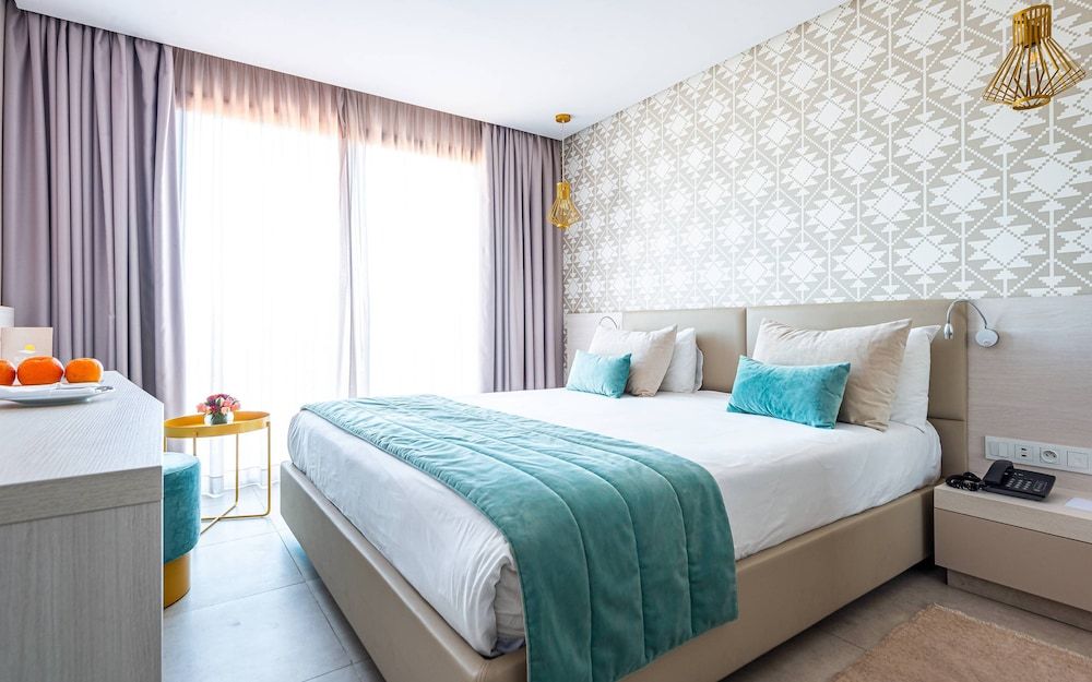 TUI BLUE Medina Gardens – Adults Only – All Inclusive Double Room with No Balcony 9