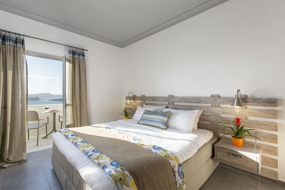 undefined Caldera's Dolphin Suites 2