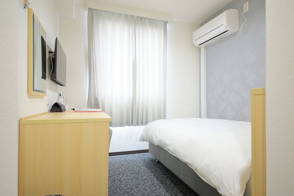 undefined Shin-Imamiya Hotel