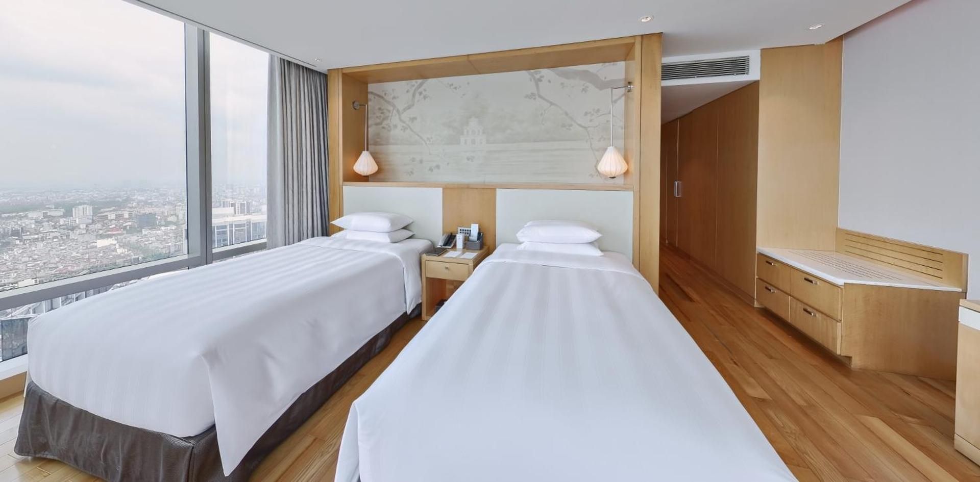 undefined Lotte Hotel Hanoi 8