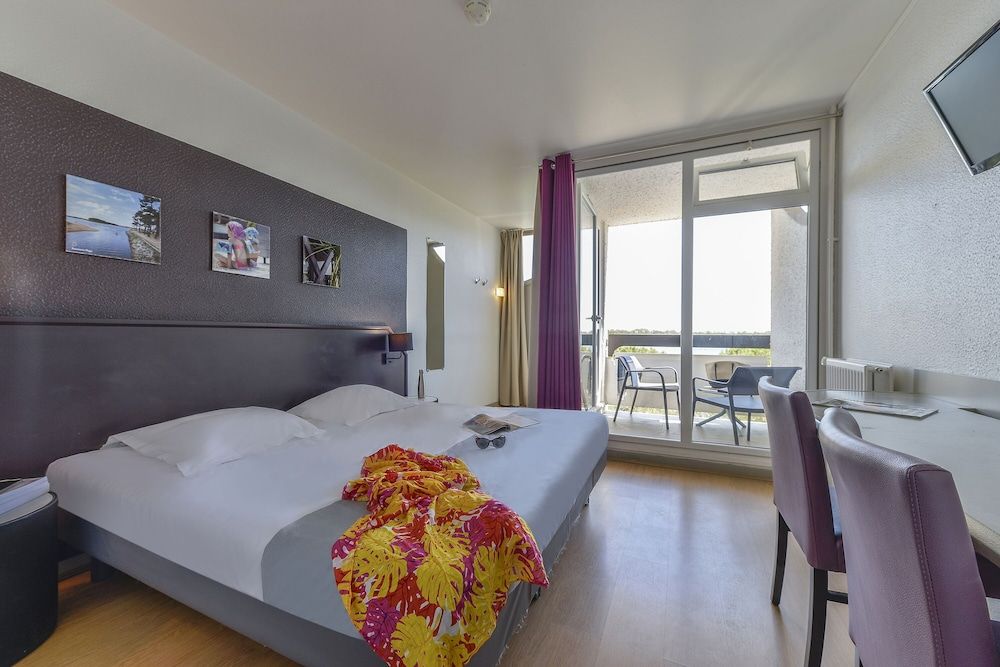 Classic Triple Room, 2 Bedrooms, Balcony