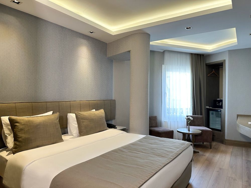 AHC Grand Bazaar Hotel Standard Double or Twin Room 2