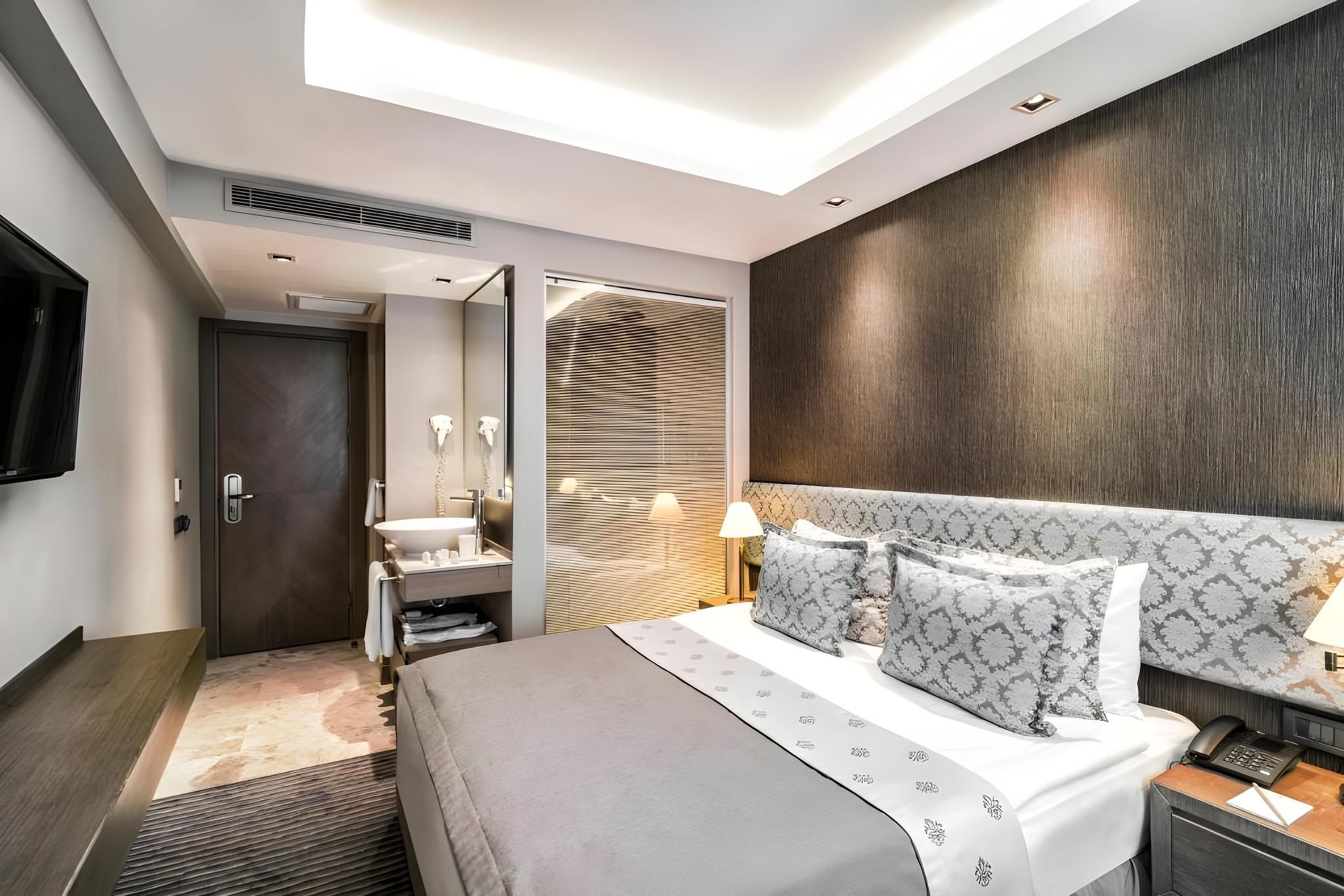 AHC Grand Bazaar Hotel Standard Double or Twin Room 5