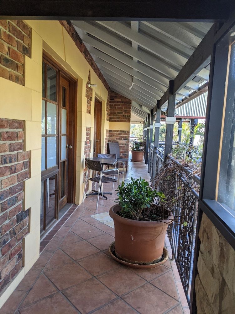 Ettalong Beach Tourist Resort Family Suite (Shared Balcony) 9