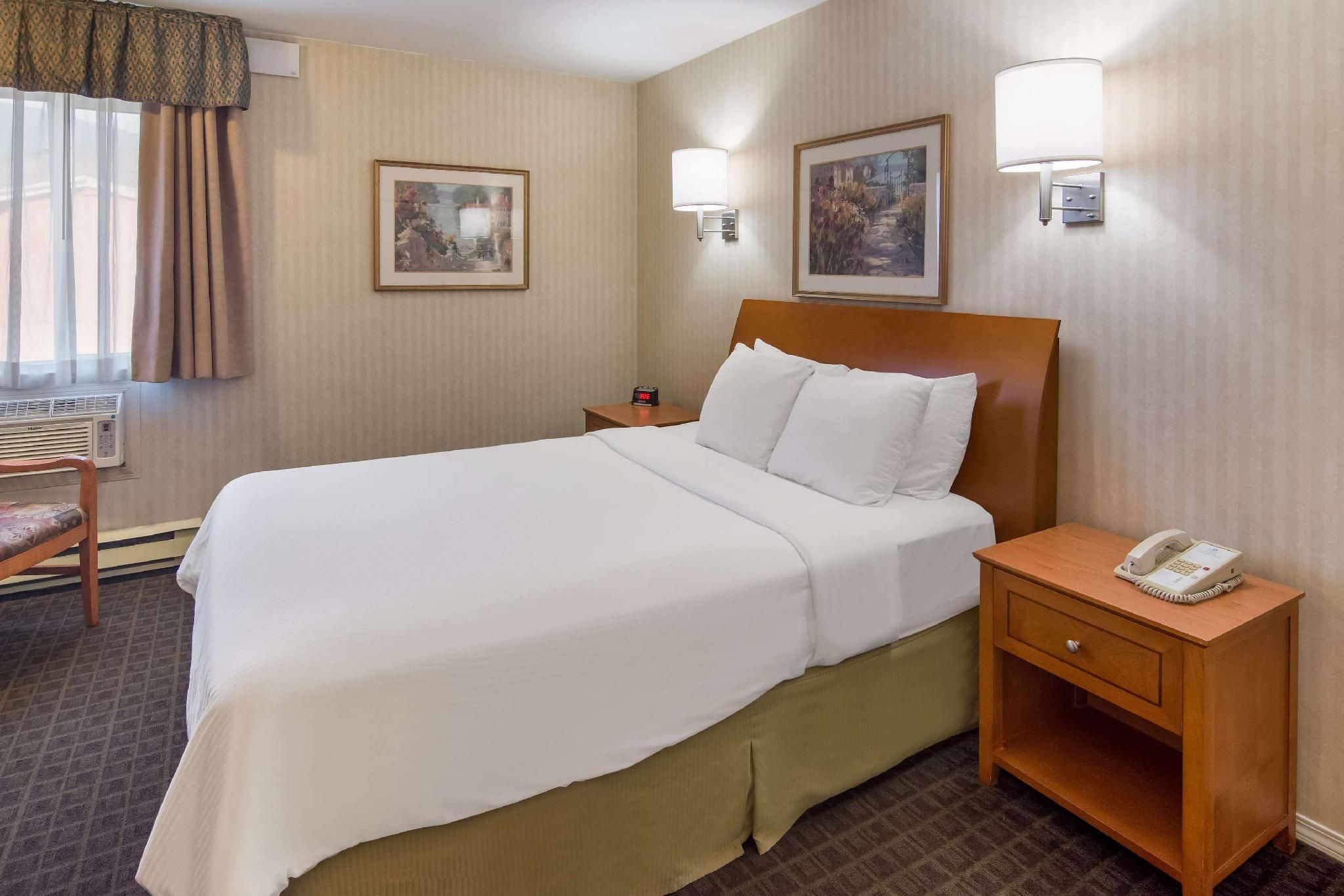 1 Queen Bed, Nonsmoking