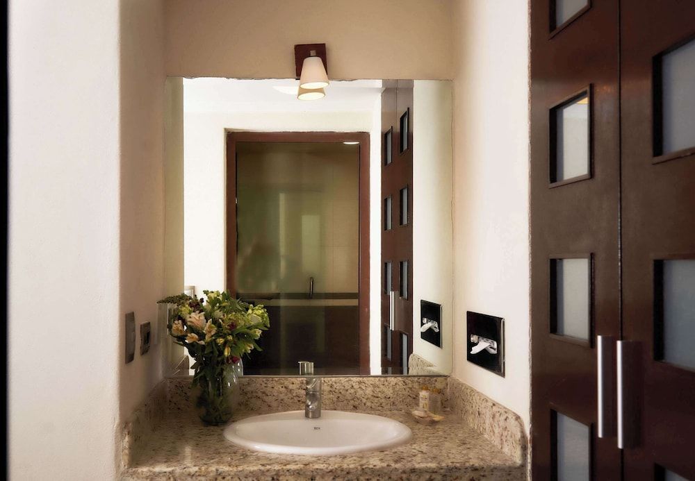 Sleep Inn Puebla Centro Histórico Standard Room, 1 King Bed, Non Smoking 5