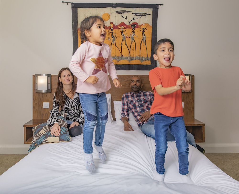 Chessington Safari Hotel Safari Double Room with Bunk Beds & Wanyama view 4