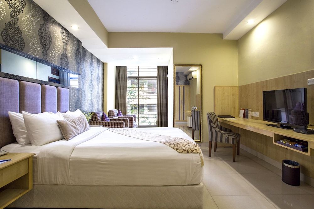 Ascott The Residence Dhaka Premium Queen Room 4