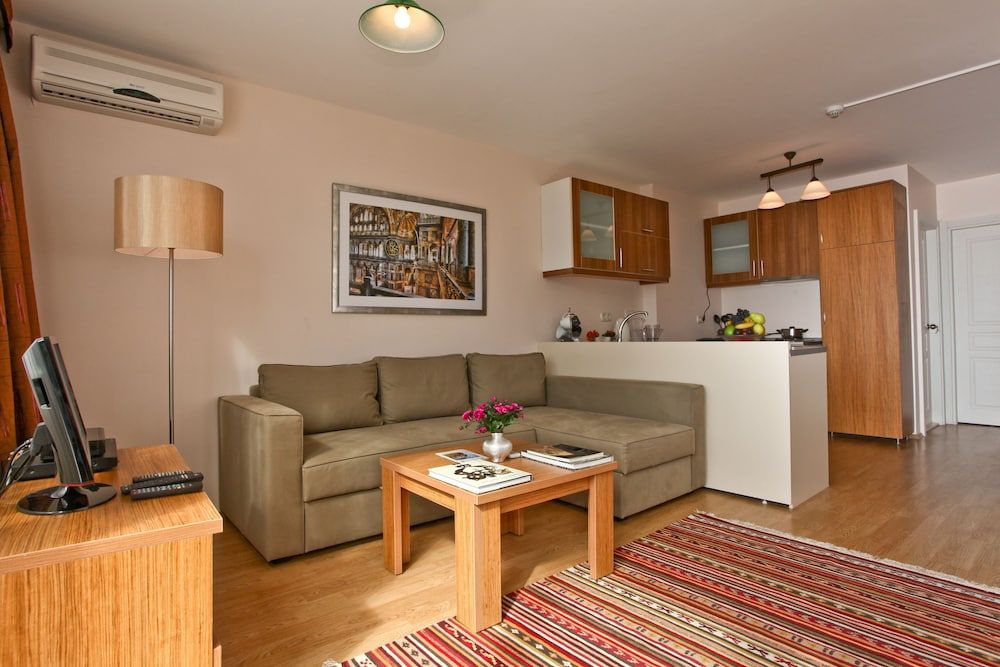 undefined Three Apples Suites and Hotel 9