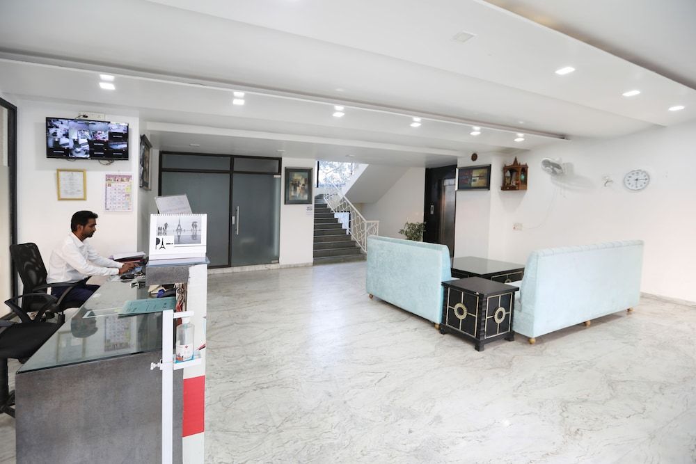 undefined Hotel Aristro 3