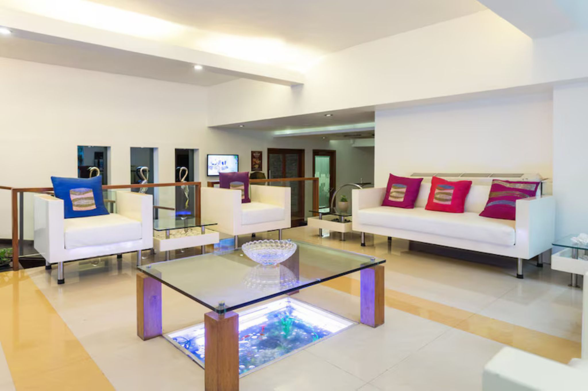 undefined The Avenue Center Hotel 9