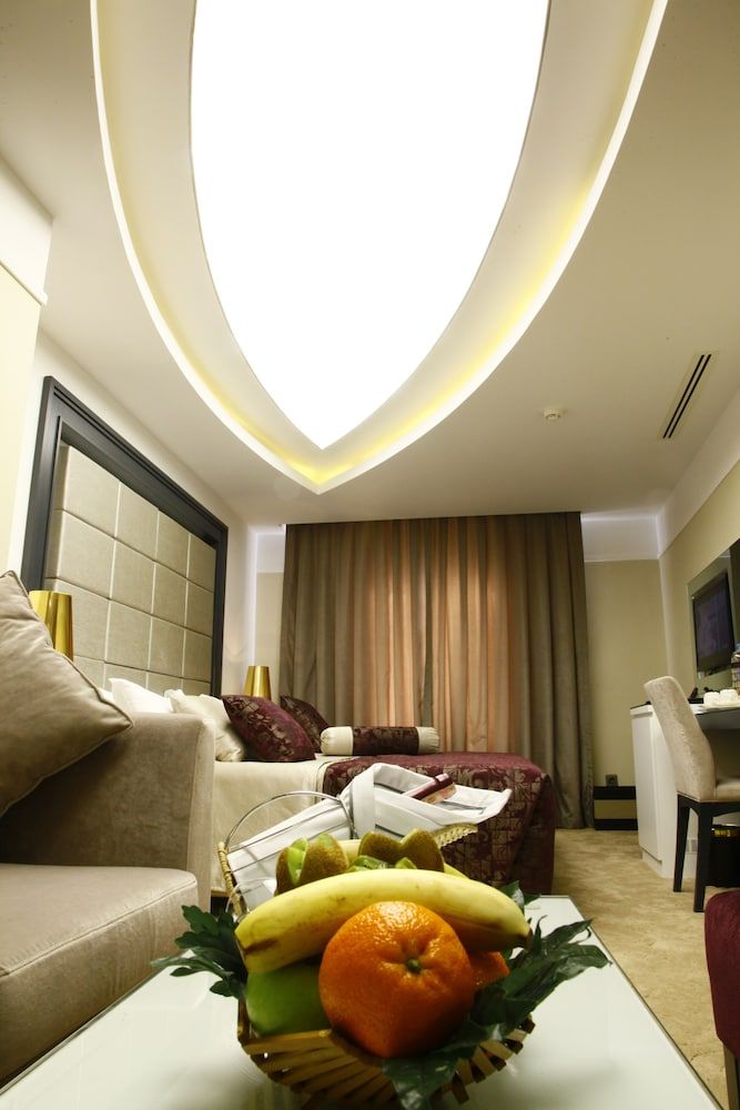 undefined Mirilayon Hotel 3