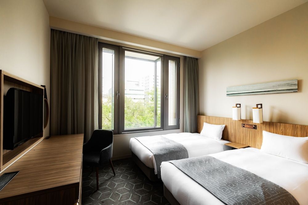 Renovated Economy Twin Room with Park View, Non Smoking