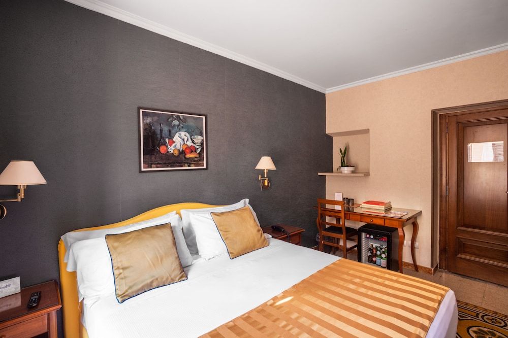 Hotel Piazza Di Spagna Standard Double Room 4