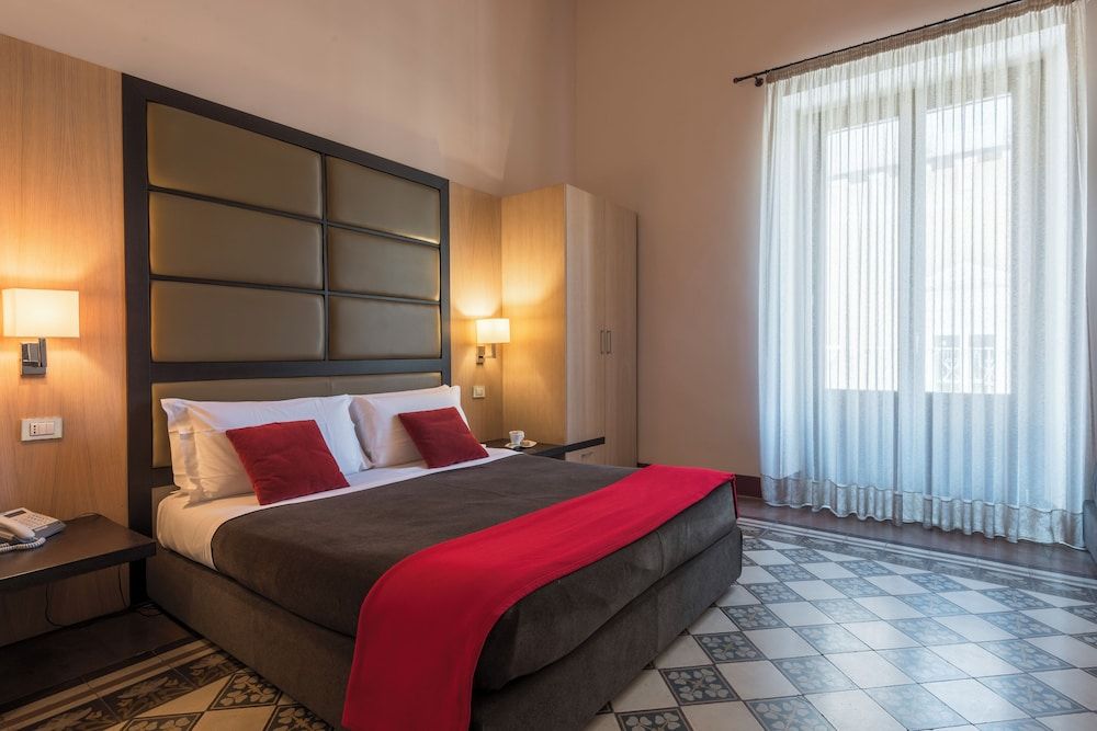 Vittorio Veneto Hotel Family Quadruple Room 2