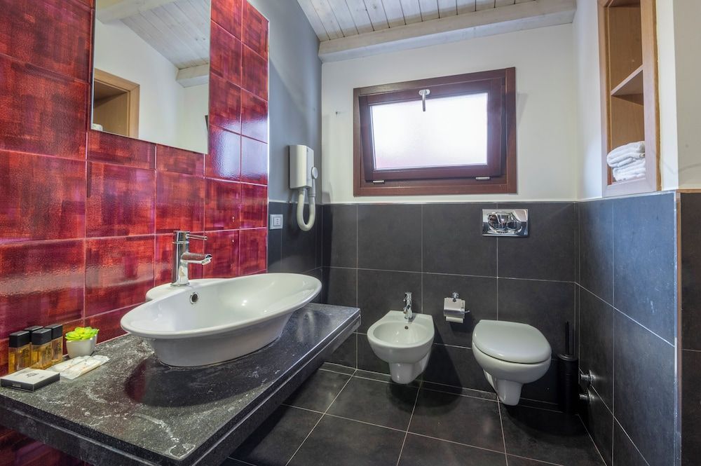 Vittorio Veneto Hotel Superior Triple Room 15