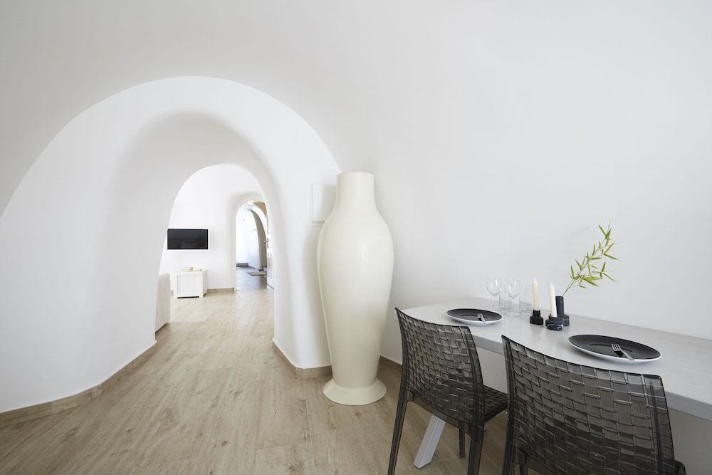 Celestia Grand Honeymoon Villa, 1 Queen Bed, Sea View (Private Heated Pool) 18