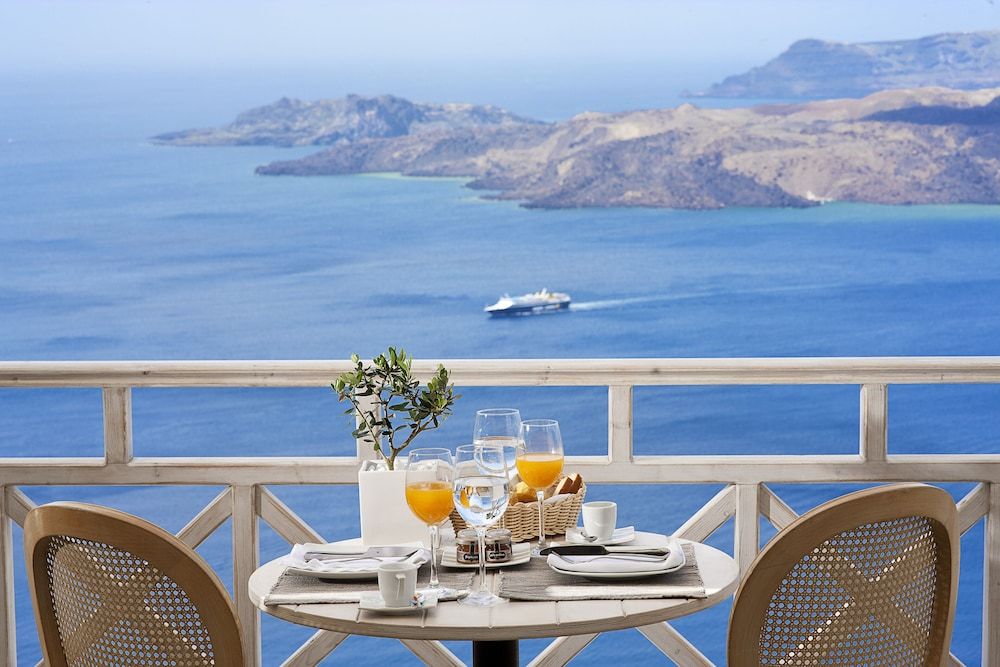 Celestia Grand Junior Villa, Jetted Tub, Sea View 3