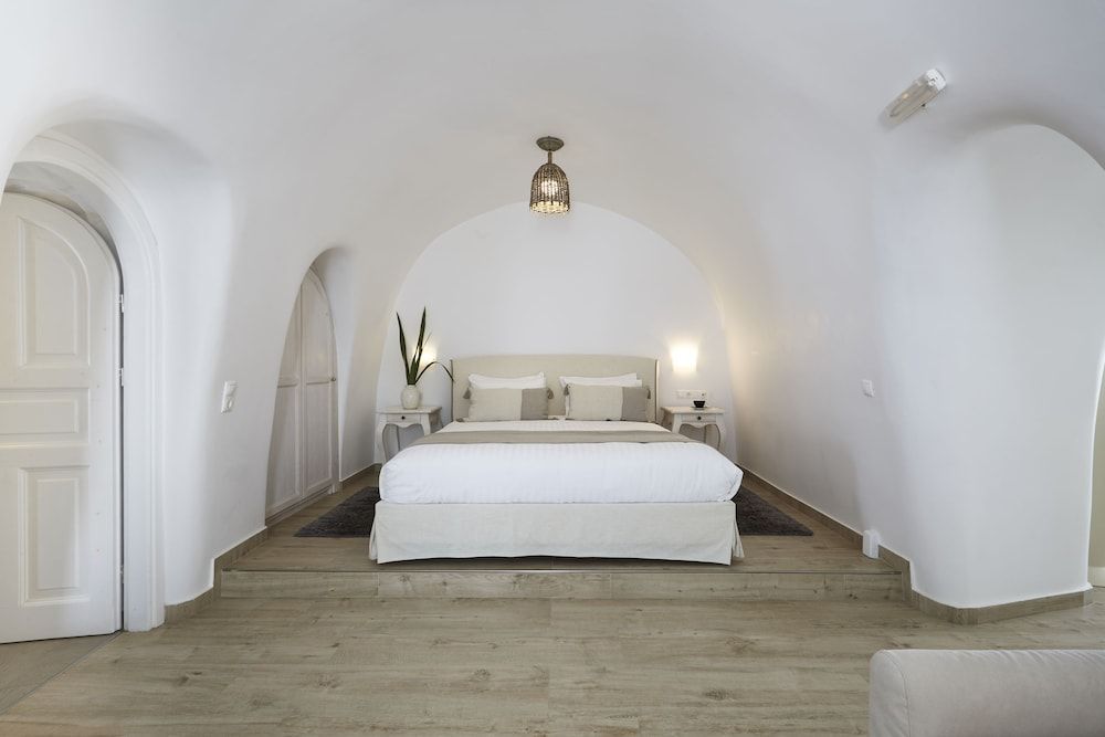 Celestia Grand Honeymoon Villa, 1 Queen Bed, Sea View (Private Heated Pool)