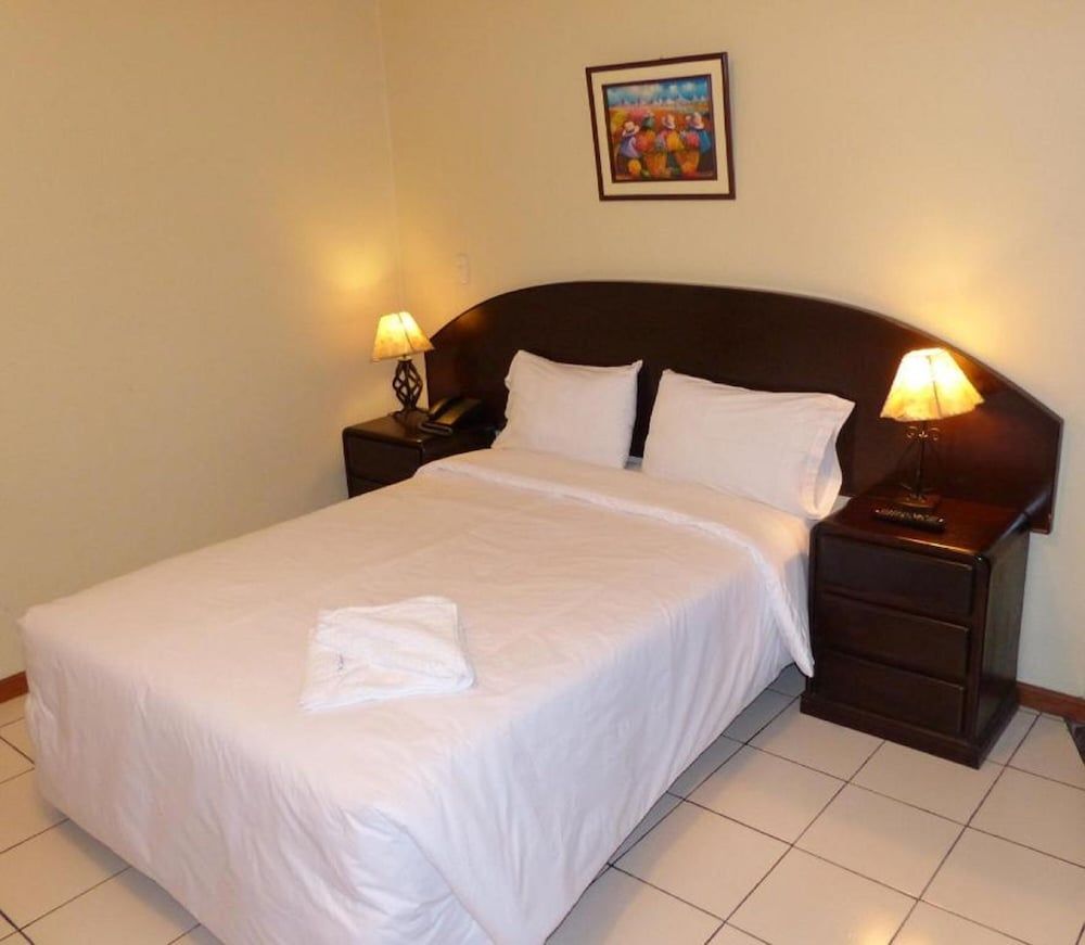 Suites Larco 656 Double Room