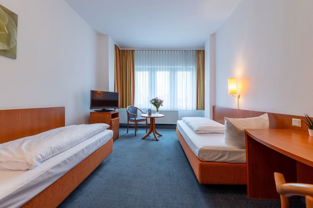 TRIP INN Hotel Schumann Standard Double Room 3