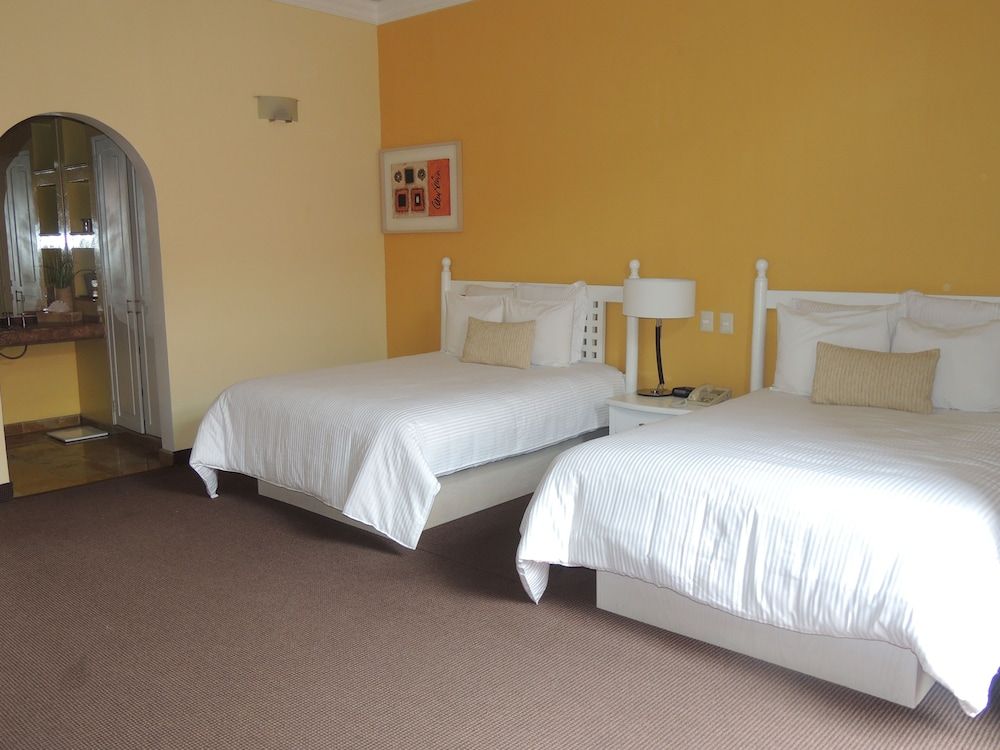 Gran Hotel de Querétaro Superior Suite, 2 Double Beds, City View 2