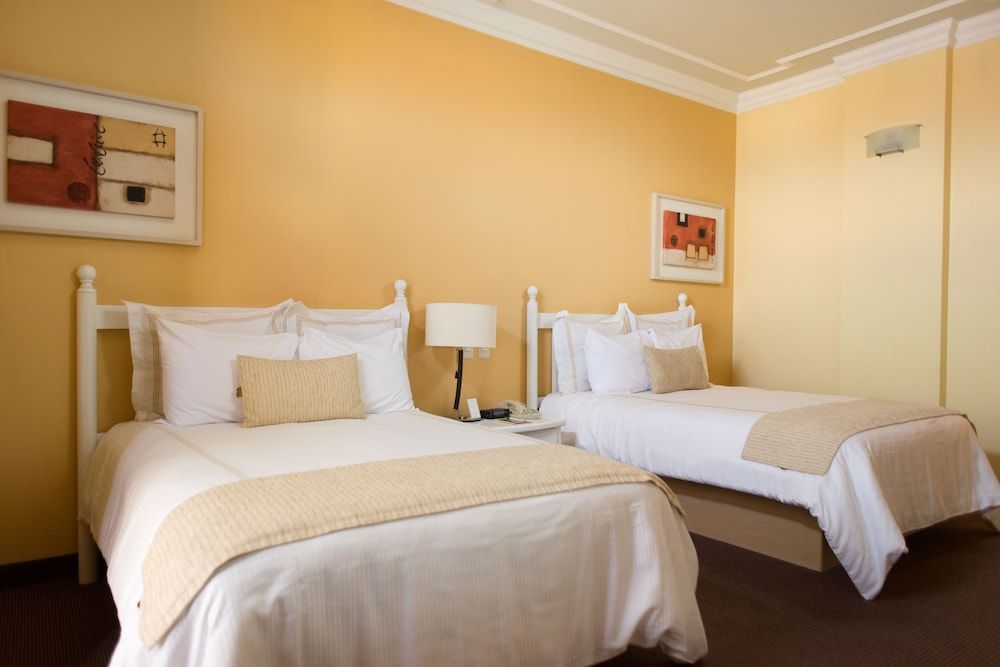 Gran Hotel de Querétaro Superior Suite, 2 Double Beds, City View 3