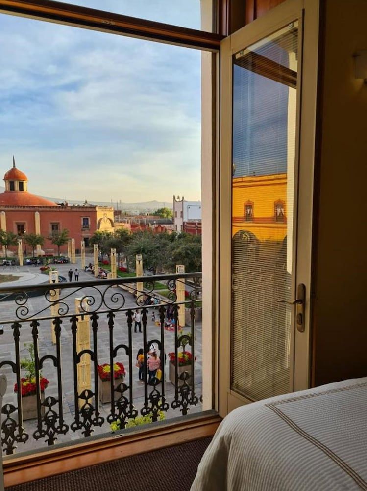 Gran Hotel de Querétaro Superior Suite, 2 Double Beds, City View 4