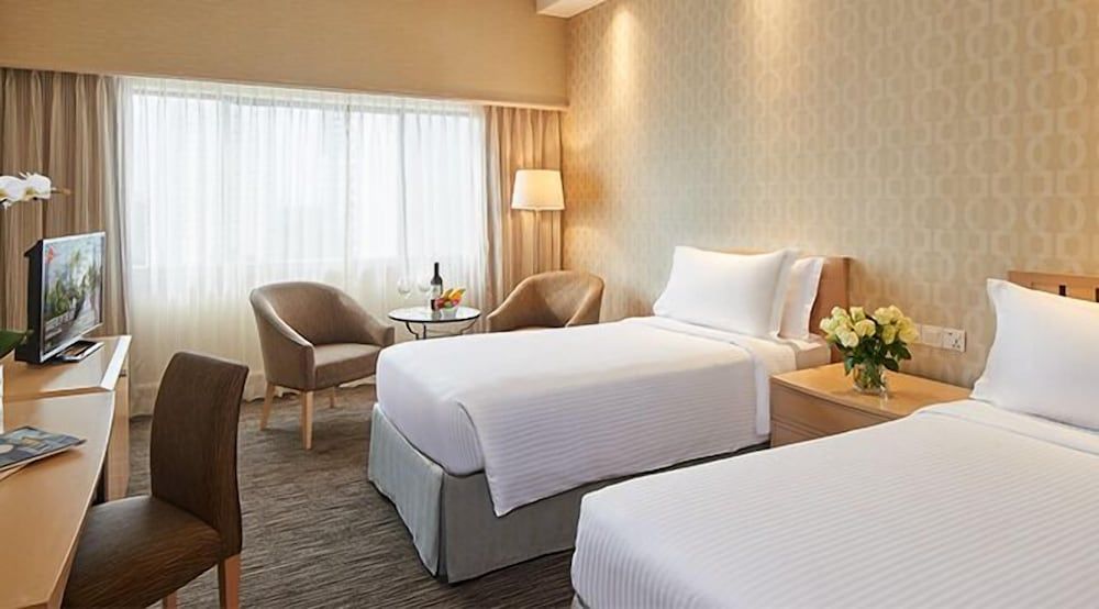 York Hotel Superior Twin Room 16