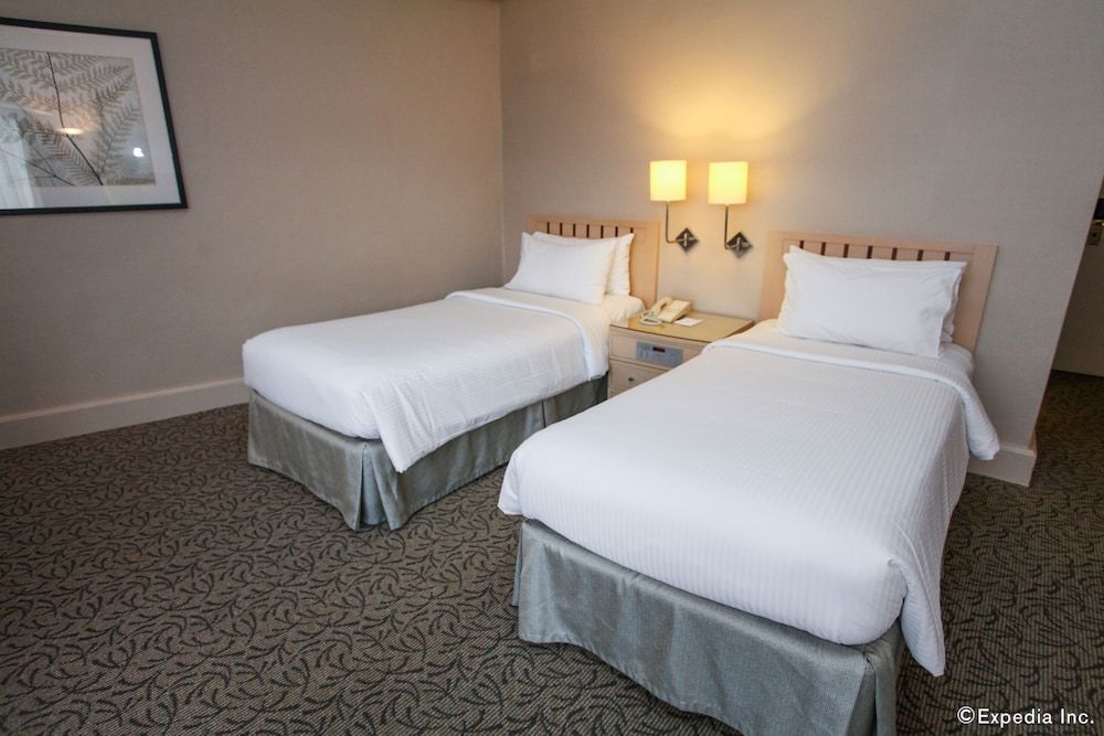 York Hotel Superior Twin Room 5