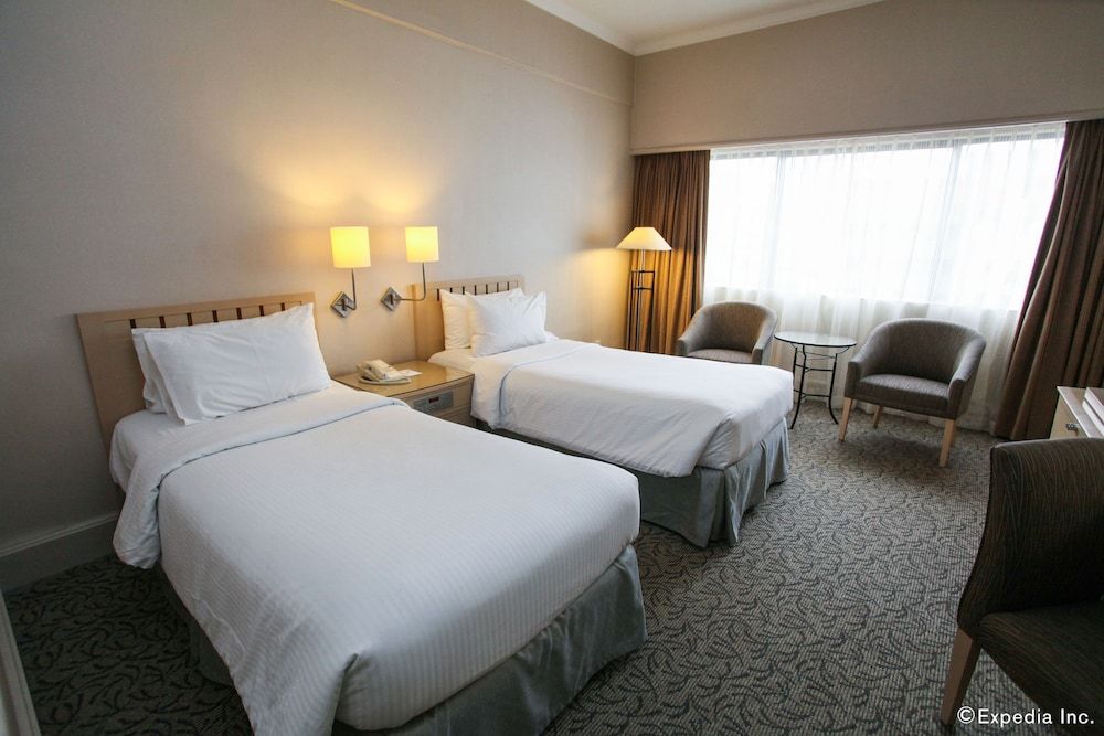 York Hotel Superior Twin Room 2