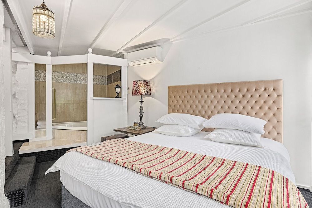 The Loft In The Mill Boutique Accommodation Hathaway Suite 2