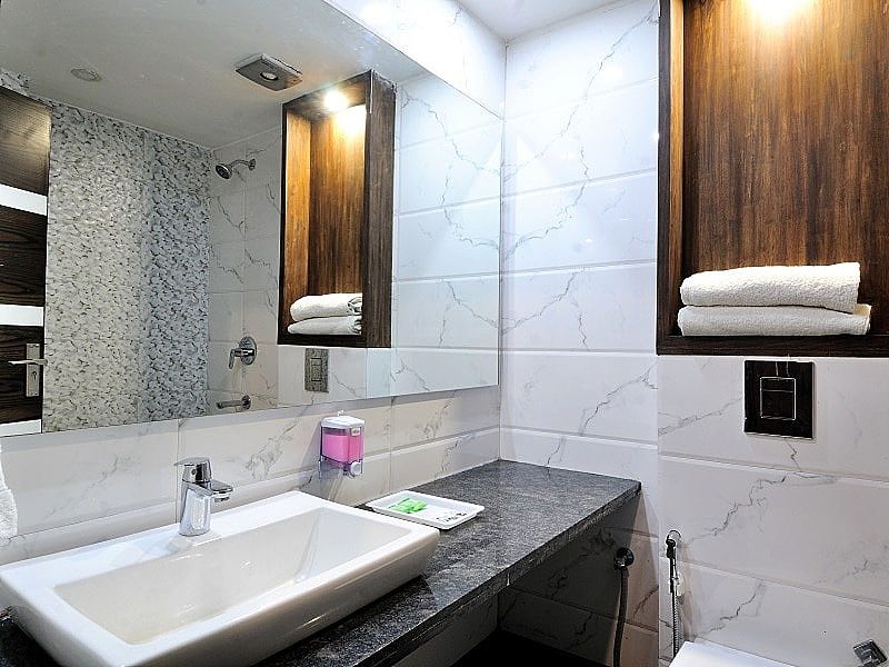 Premium Room With Bathtub