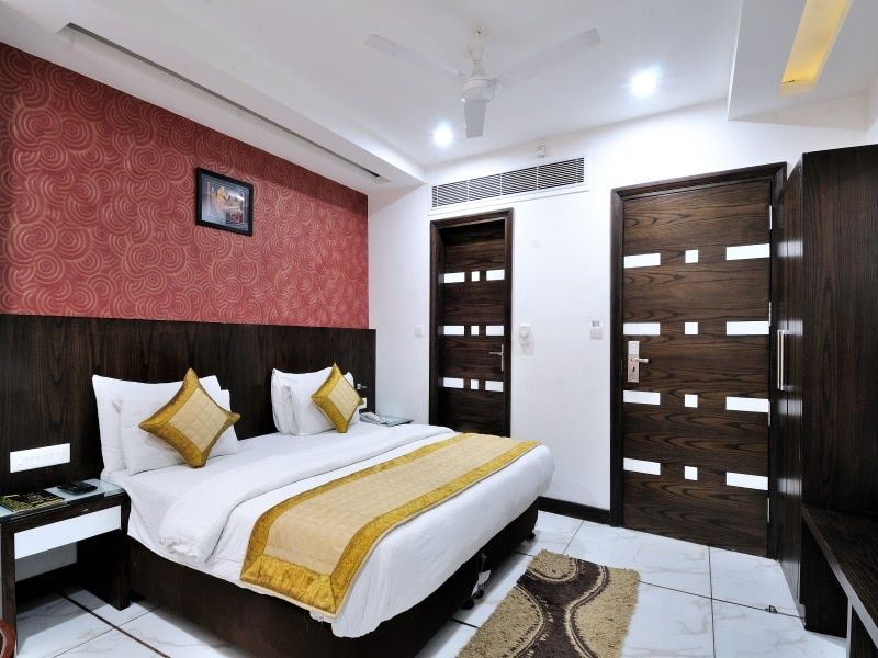 Premium Room With Bathtub