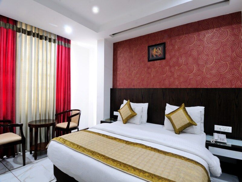 Premium Room With Bathtub