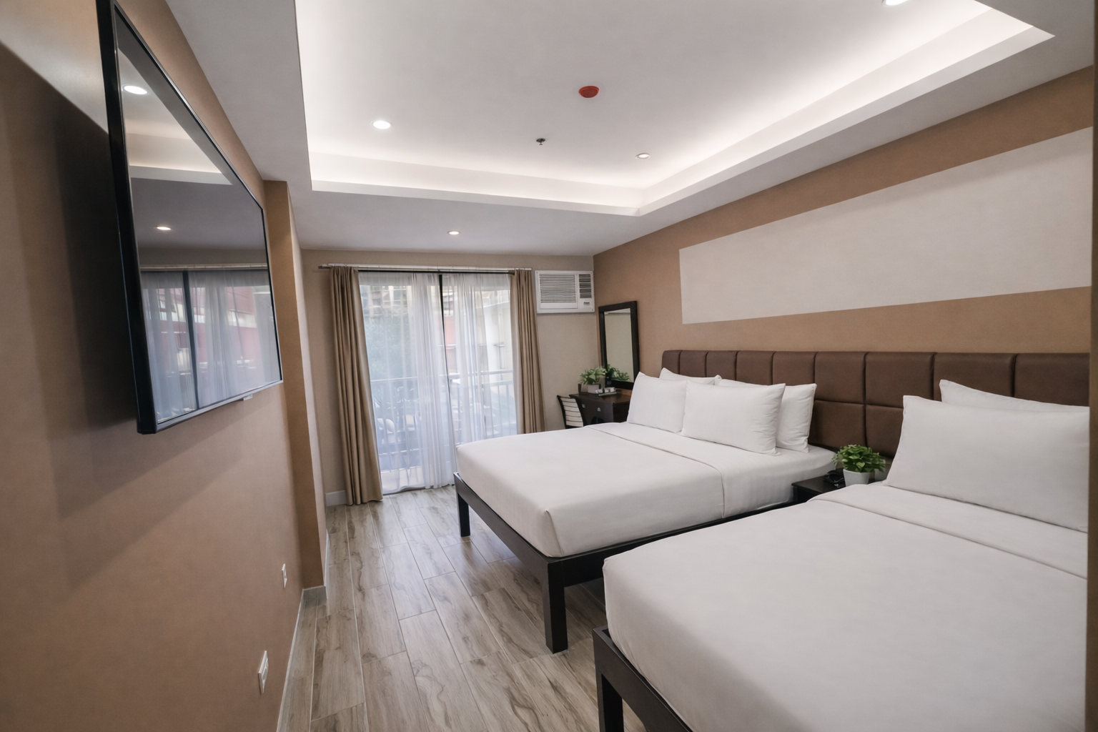 Superior Room with Balcony