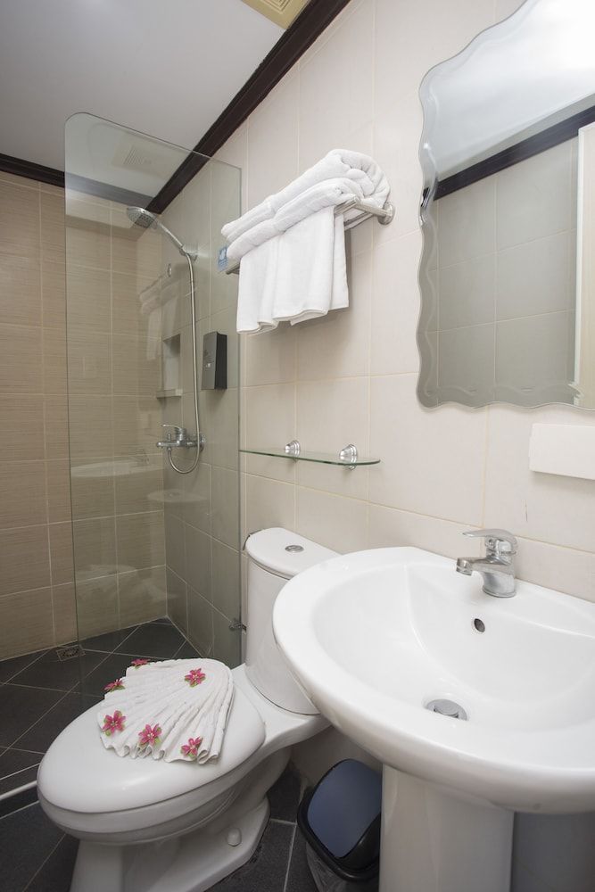 Red Coco Inn de Boracay Deluxe Room 5