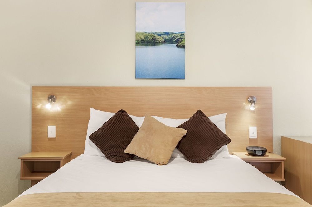 Ciloms Airport Lodge Standard Triple Room 2