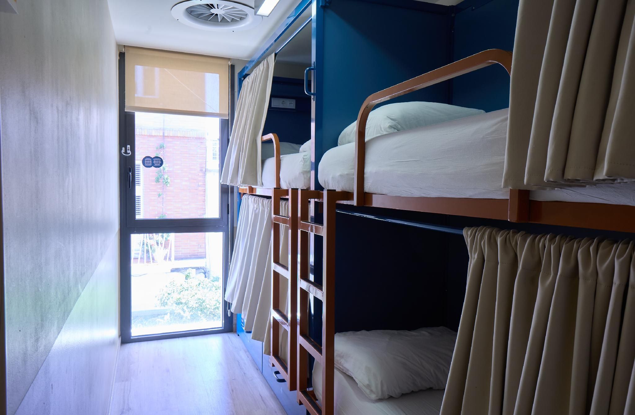 undefined Latroupe Poblenou Beach 6
