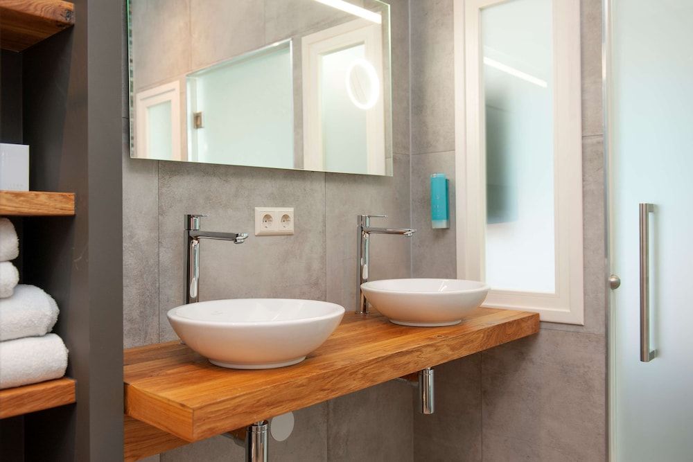 Hotel Haarhuis Fabulous Superior King Room 9