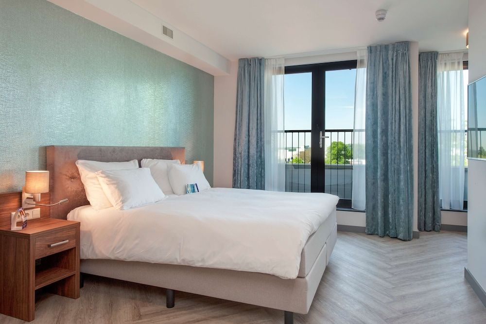 Hotel Haarhuis Fabulous Superior King Room 3