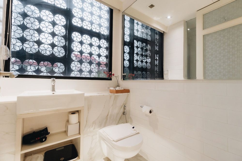 Hotel NuVe Heritage Deluxe Room, 1 King Bed 5